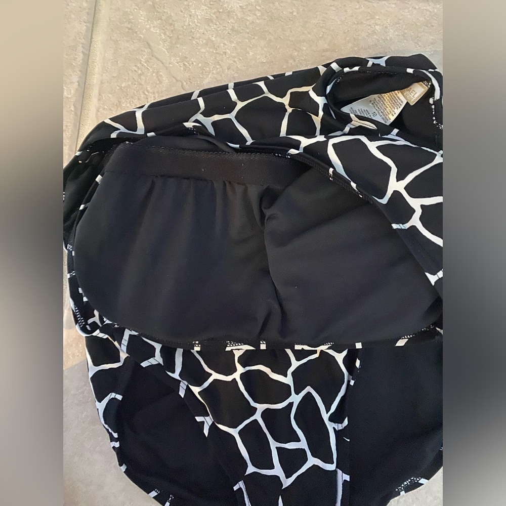 Michael Kors One Shoulder One Piece Swimsuit - Size 10 - Picture 7 of 9